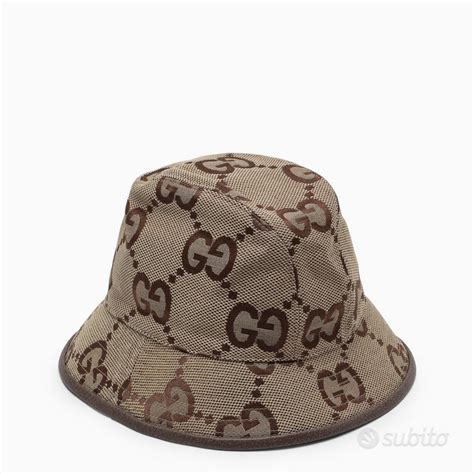 GUCCI Cappello da Pescatore con Profili in Pelle in Tessuto GG 